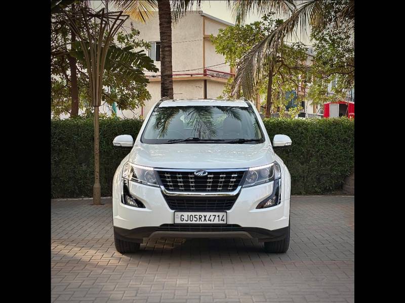 Mahindra XUV500 W10 FWD