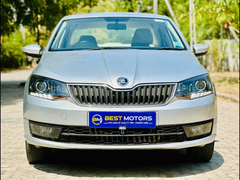 Skoda Rapid Ambition 1.6 MPI AT