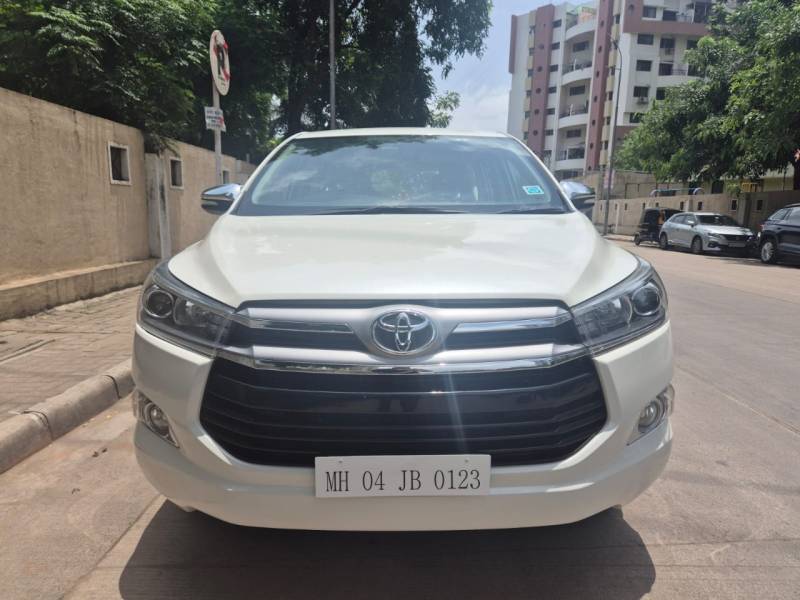 Toyota Innova Crysta 2.8 ZX AT 7 STR