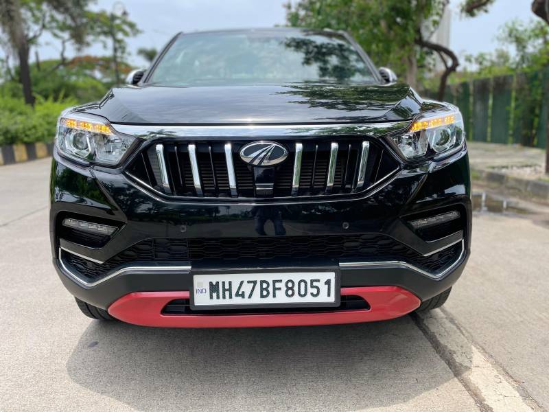 Mahindra Alturas G4 2WD High AT