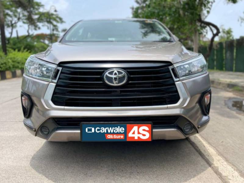 Toyota Innova Crysta 2.4 GX AT 7 STR