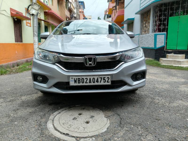 Honda City V 1.5L i-VTEC