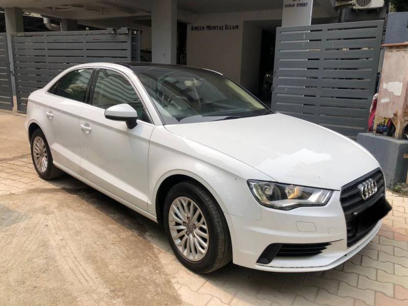 Audi A3 35 TDI Premium Plus + Sunroof