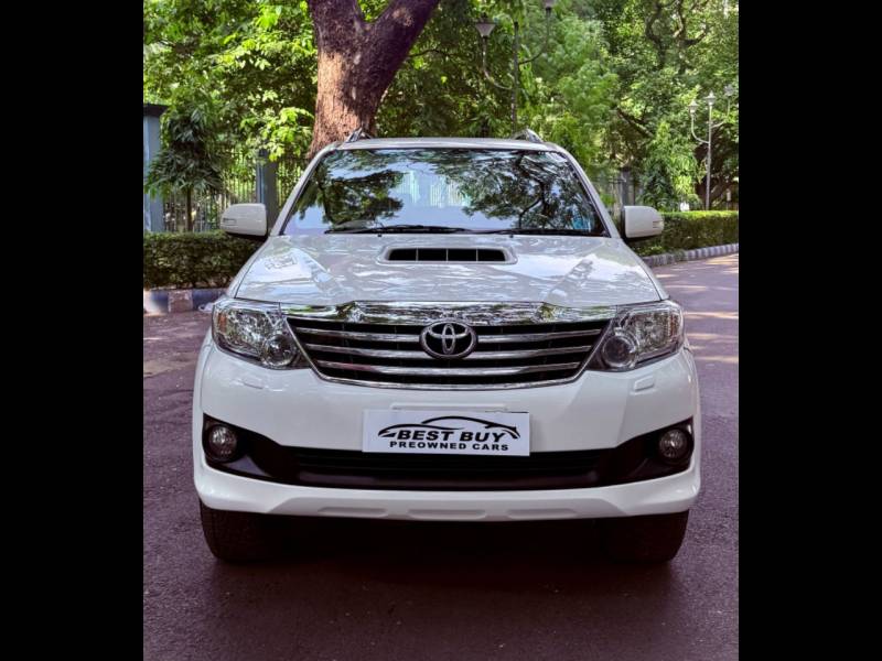 Toyota Fortuner 3.0 4X4 MT