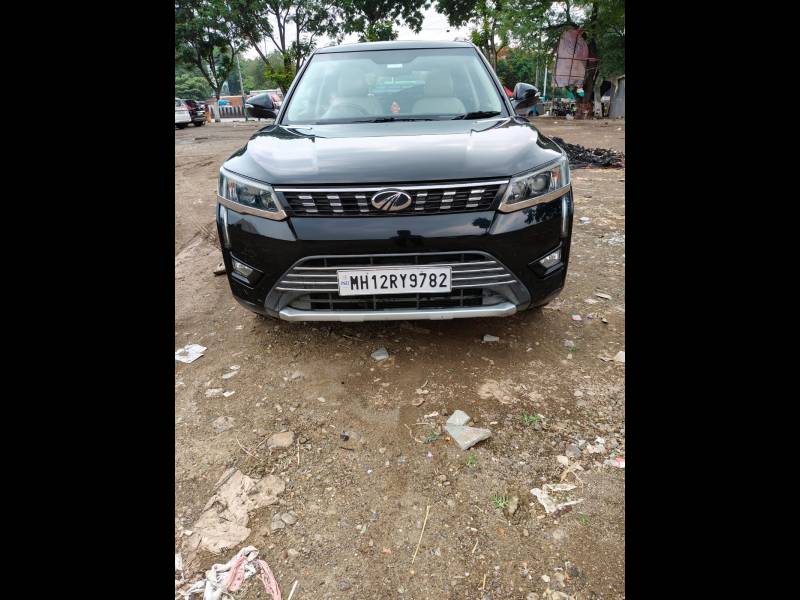 Mahindra XUV 300 W8 (O) 1.2 Petrol