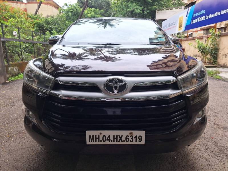 Toyota Innova Crysta 2.8 ZX AT 7 STR