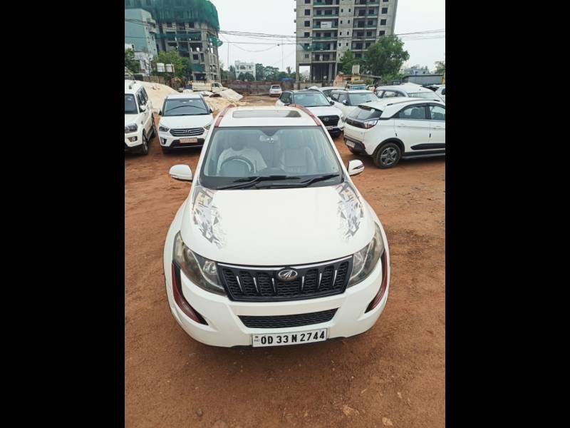 Mahindra XUV500 Sportz Edition MT