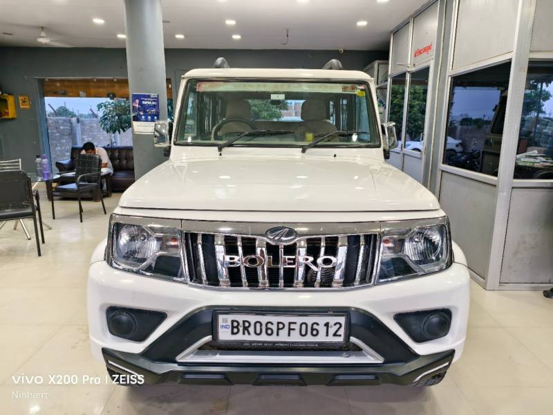 Mahindra Bolero B4