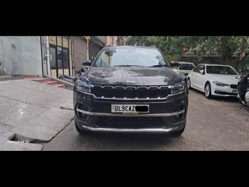Jeep Meridian Limited (O) 4X2 AT