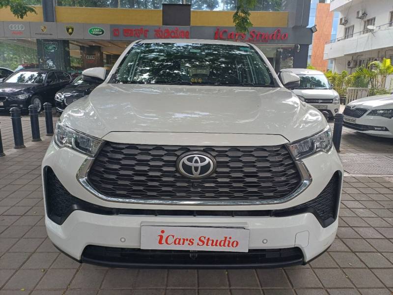 Toyota Innova Hycross VX Hybrid 7 STR