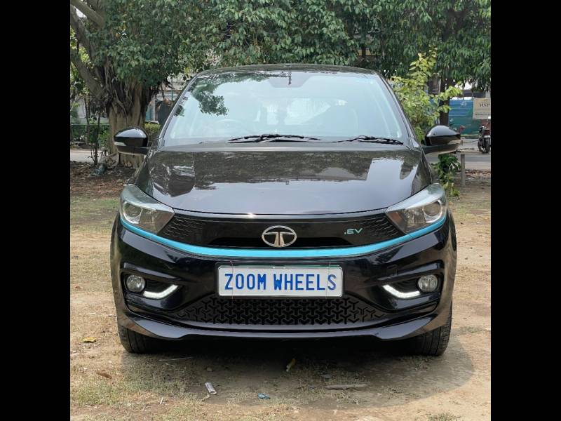 Tata Tiago EV XZ Plus Tech LUX Long Range
