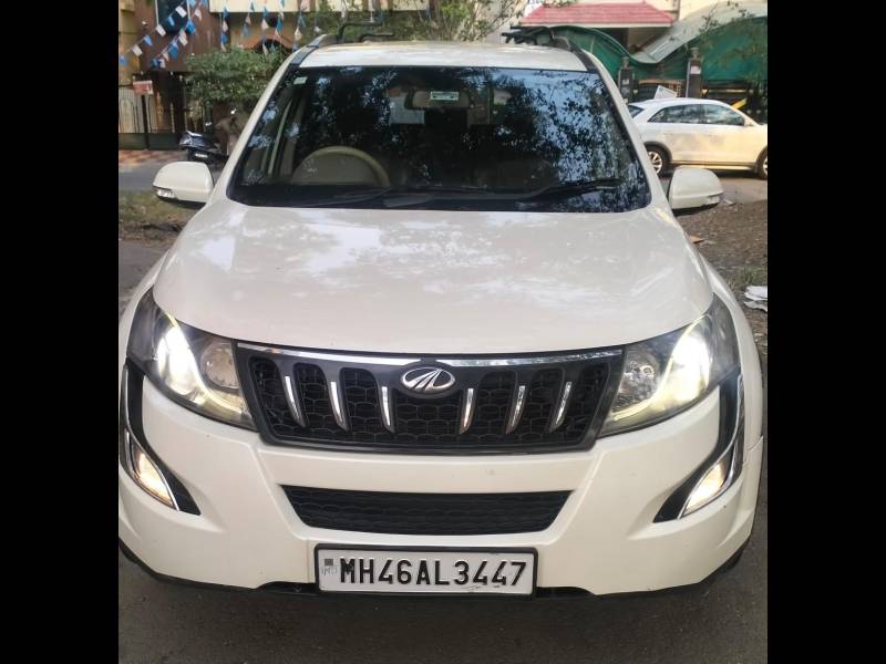 Mahindra XUV500 W8