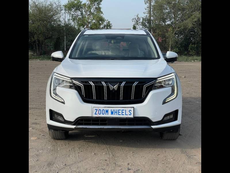 Mahindra XUV700 AX 7 Diesel AT AWD Luxury Pack 7 STR
