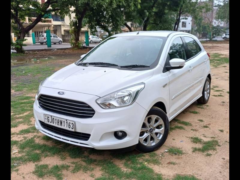 Ford Figo Titanium 1.5 TDCi Opt