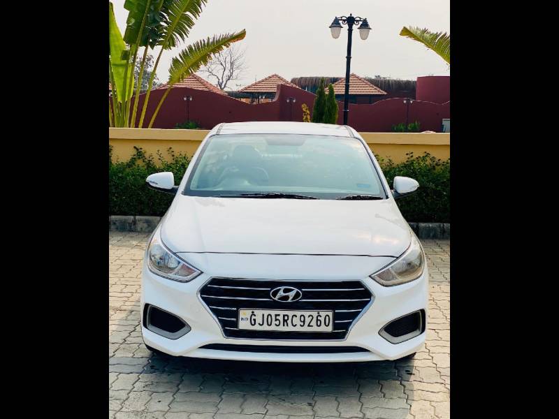 Hyundai Verna 1.6 VTVT E