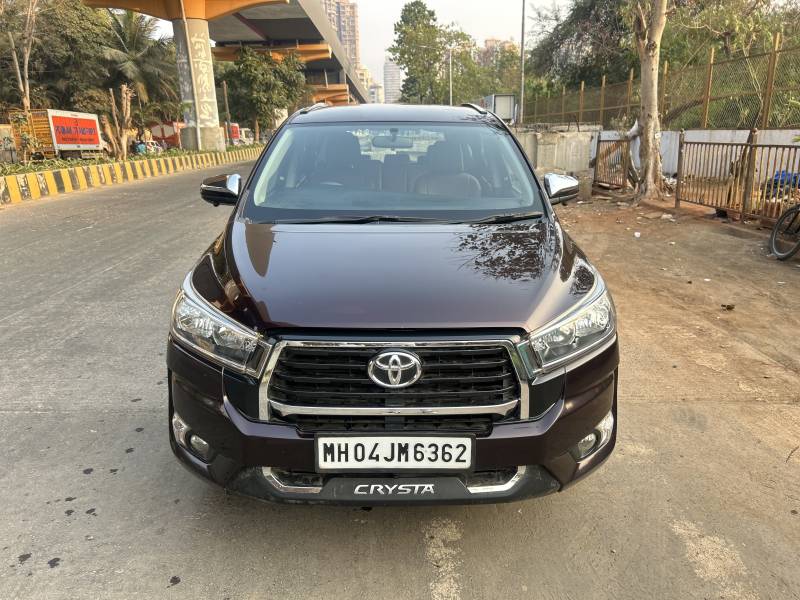Toyota Innova Crysta 2.8 GX AT 8 STR