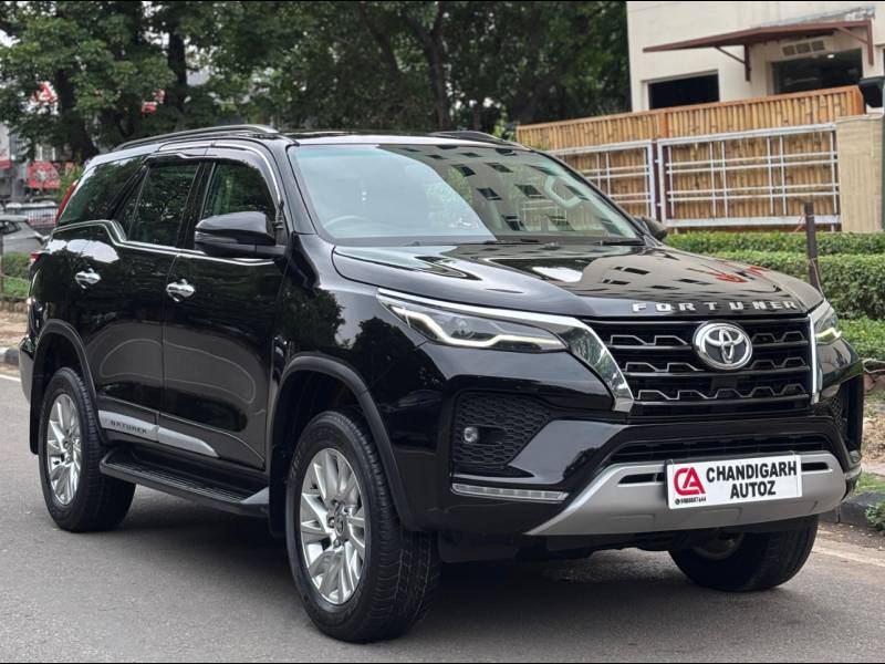 Toyota Fortuner 4X4 AT 2.8 Diesel