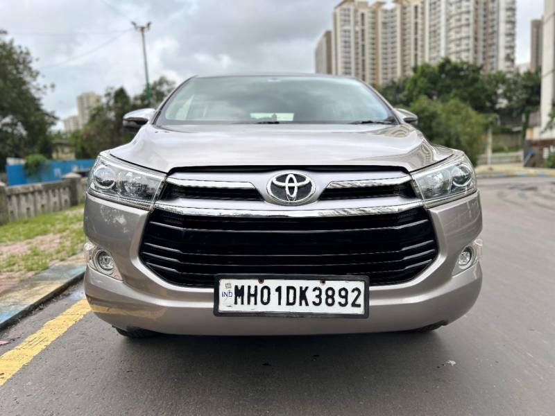 Toyota Innova Crysta 2.8 ZX AT 7 STR