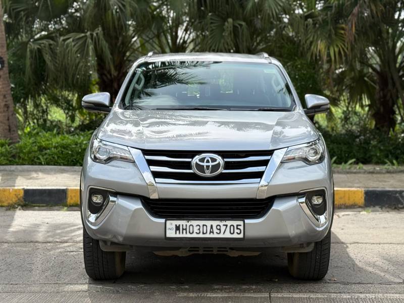 Toyota Fortuner 2.8 4x4 AT