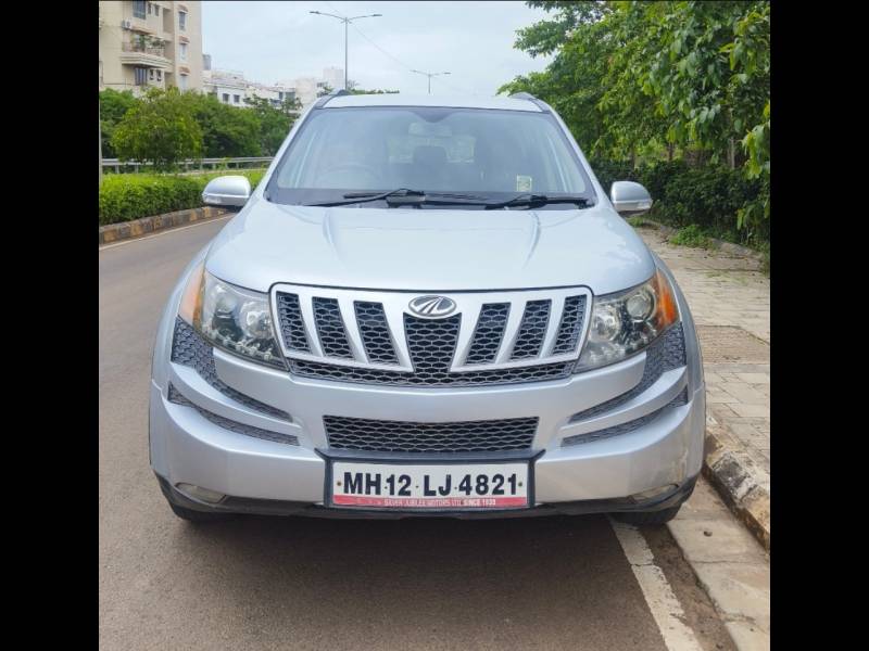 Mahindra XUV500 W6 4 X 2