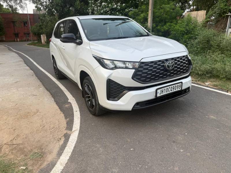Toyota Innova Hycross G-SLF 7 STR