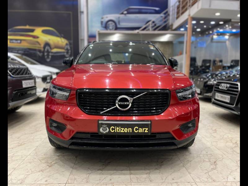 Volvo XC40 D4 R-Design