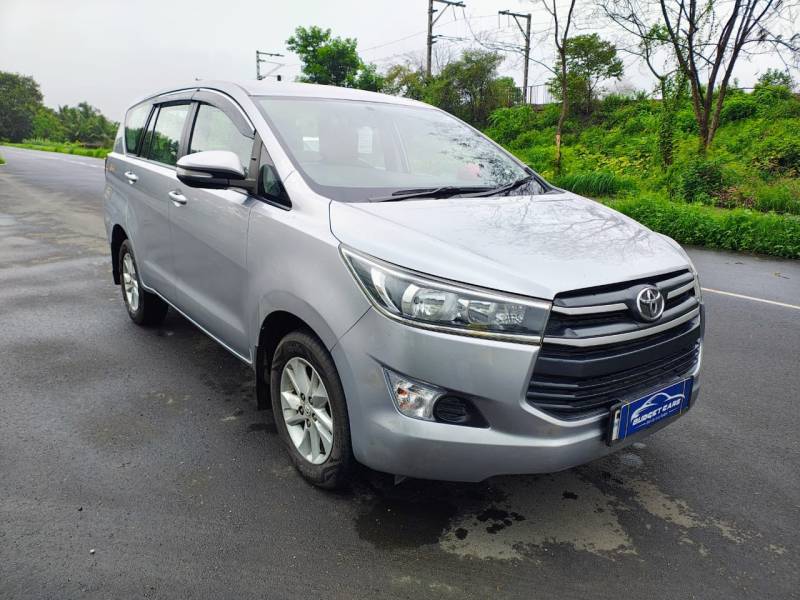 Toyota Innova Crysta 2.4 GX AT 8 STR