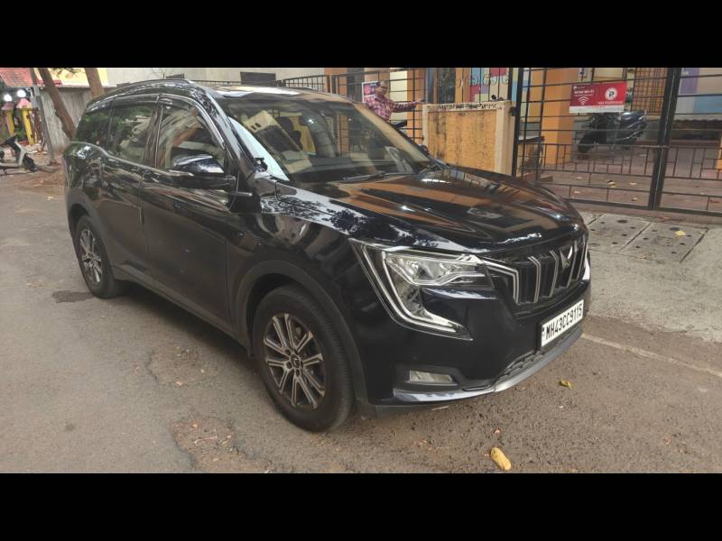 Mahindra XUV700 AX 7 Diesel AT 7 STR