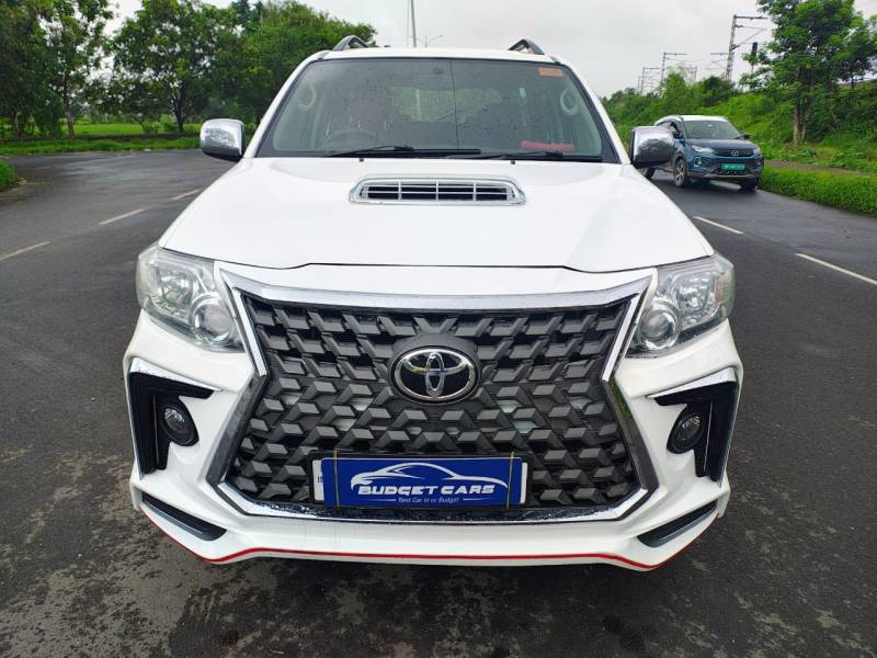 Toyota Fortuner 3.0 MT