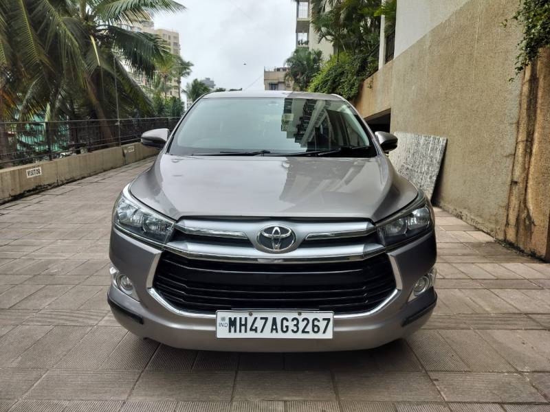Toyota Innova Crysta 2.8 GX AT 8 STR