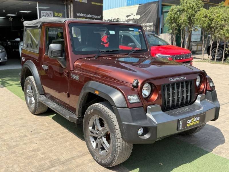 Mahindra Thar LX 4-STR Convertible Petrol AT