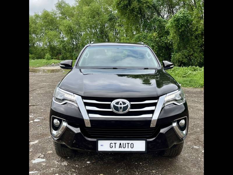 Toyota Fortuner 2.8 4x2 AT