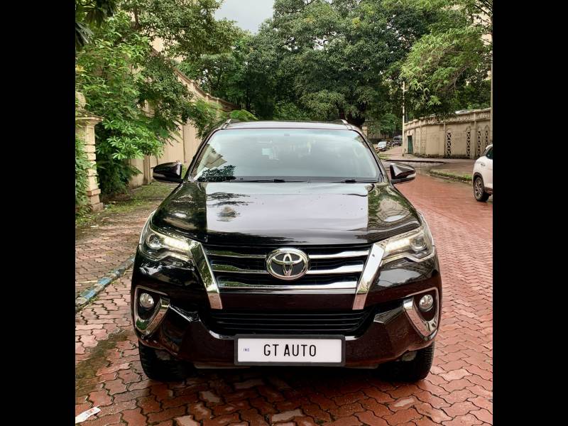 Toyota Fortuner 2.8 4x2 AT
