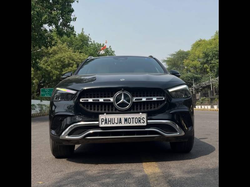 Mercedes Benz GLA 200