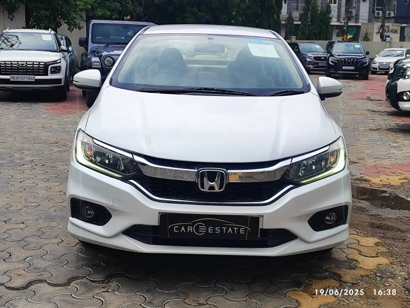 Honda City V CVT Petrol