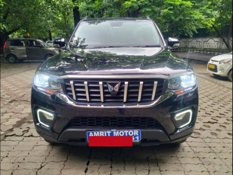 Mahindra Scorpio-N Z4 Petrol MT 7 STR