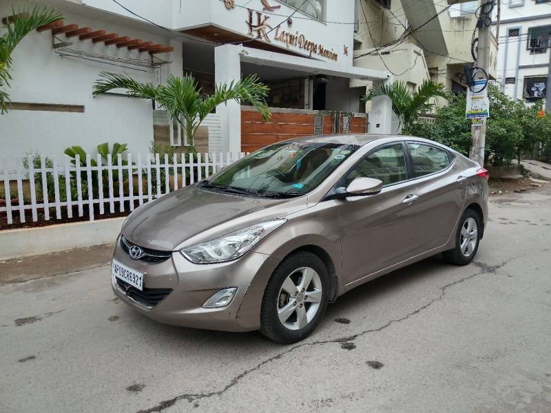 Hyundai Elantra 1.8 SX MT