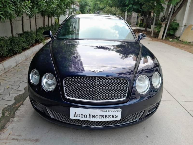 Bentley Continental Flying Spur Sedan