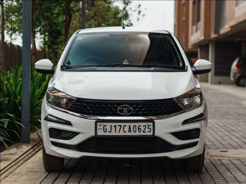 Tata Tiago XM