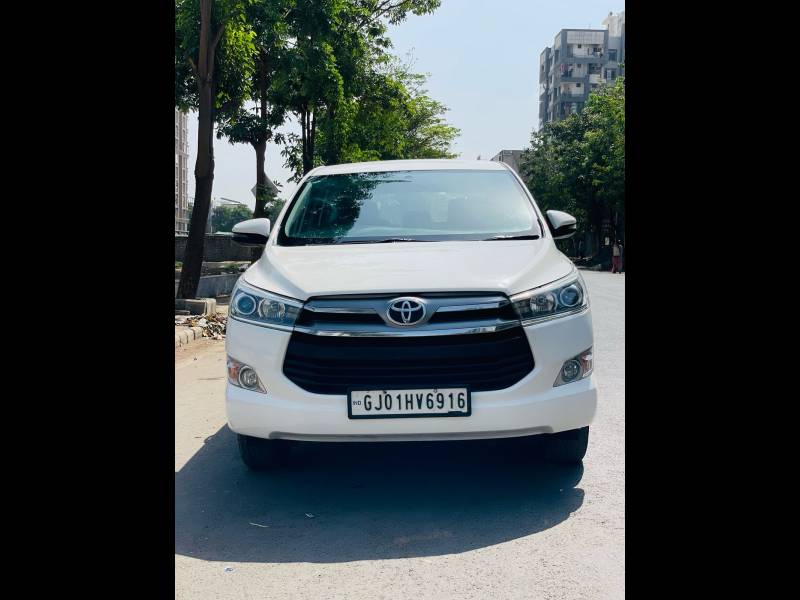 Toyota Innova Crysta 2.4 V Diesel