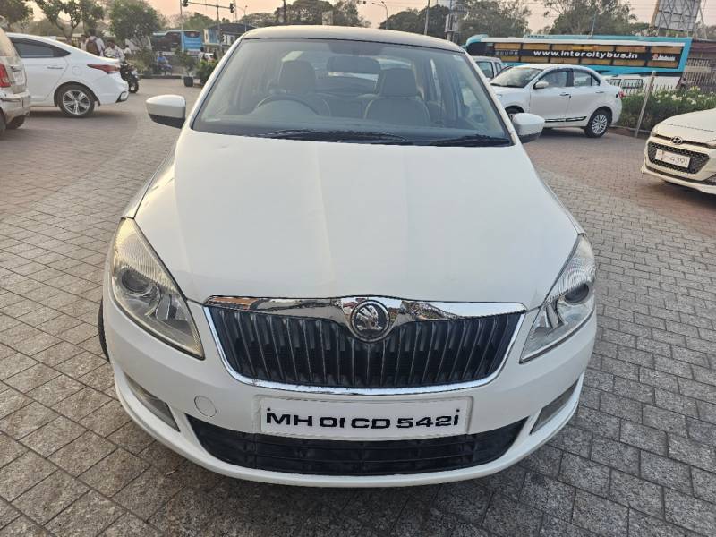 Skoda Rapid 1.6 MPI Elegance Plus