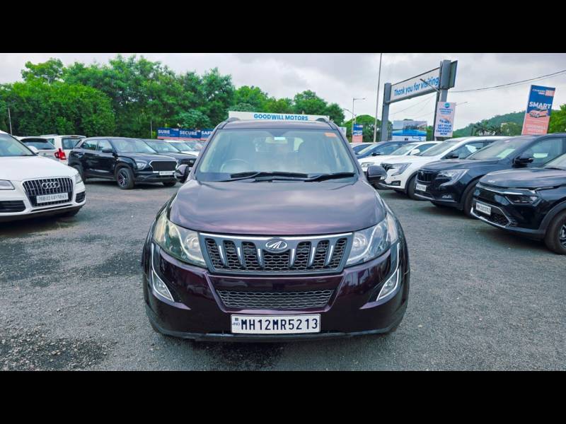Mahindra XUV500 W10 FWD
