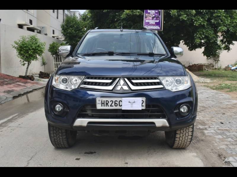 Mitsubishi Pajero Sport 2.5 AT