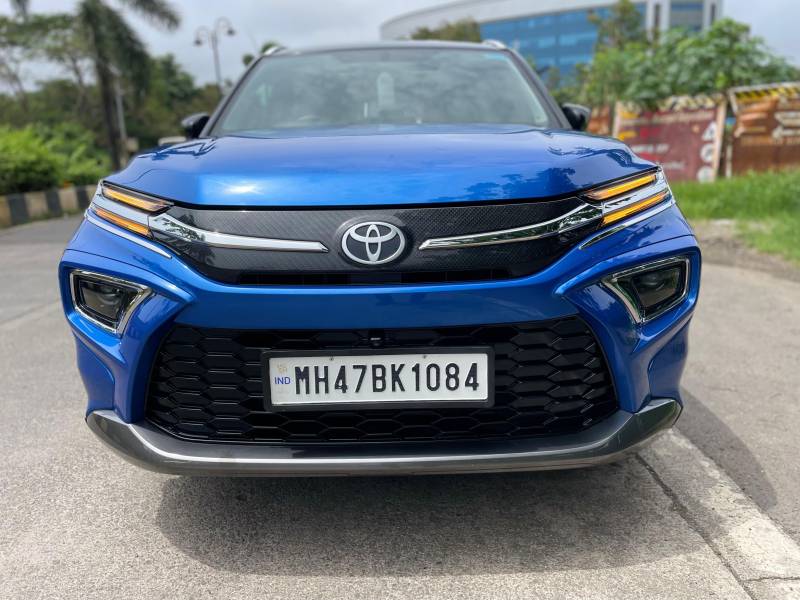 Toyota Urban Cruiser Hyryder V Hybrid