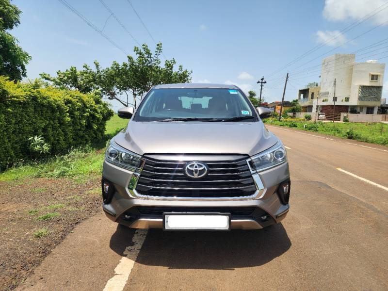 Toyota Innova Crysta 2.4 VX 7 STR