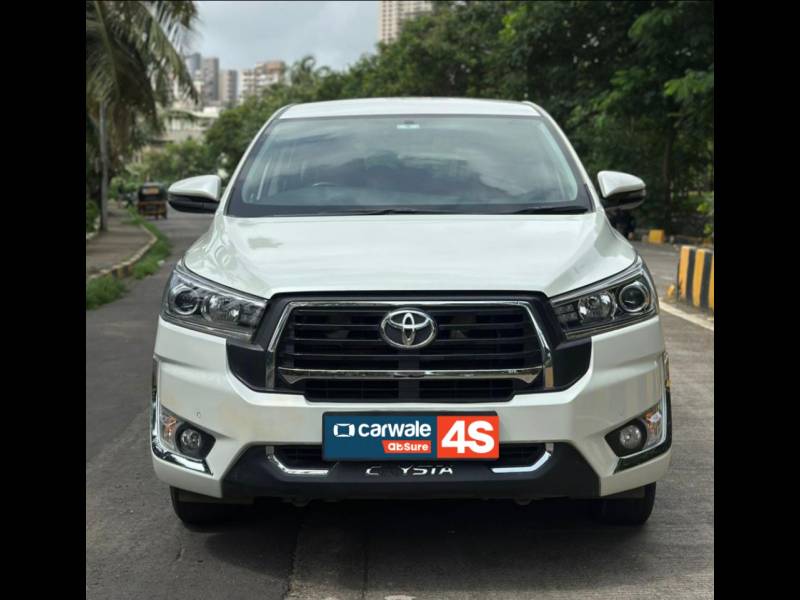Toyota Innova Crysta 2.4 VX 8 STR