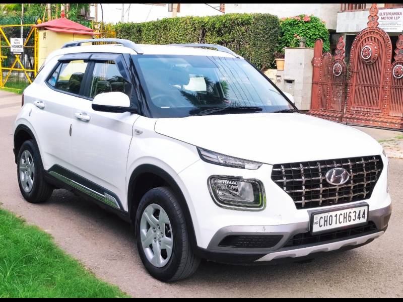 Hyundai Venue S 1.2 Petrol