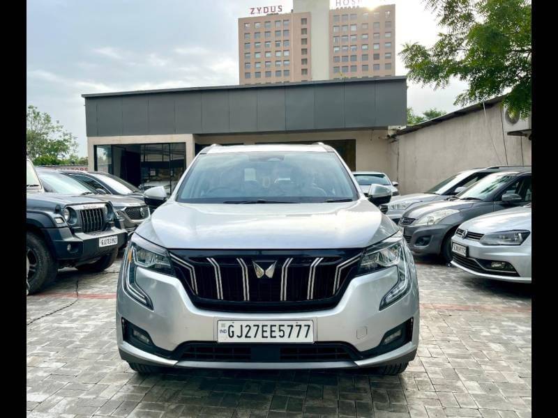Mahindra XUV700 AX 7 Diesel MT 7 STR