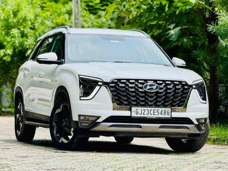 Hyundai Alcazar Platinum (O) 6 STR 1.5 Diesel AT