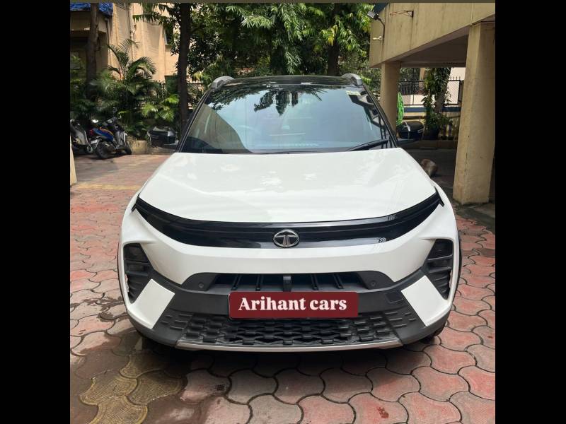 Tata Nexon Fearless Plus (PS) 1.5 Diesel 6AMT Dual Tone